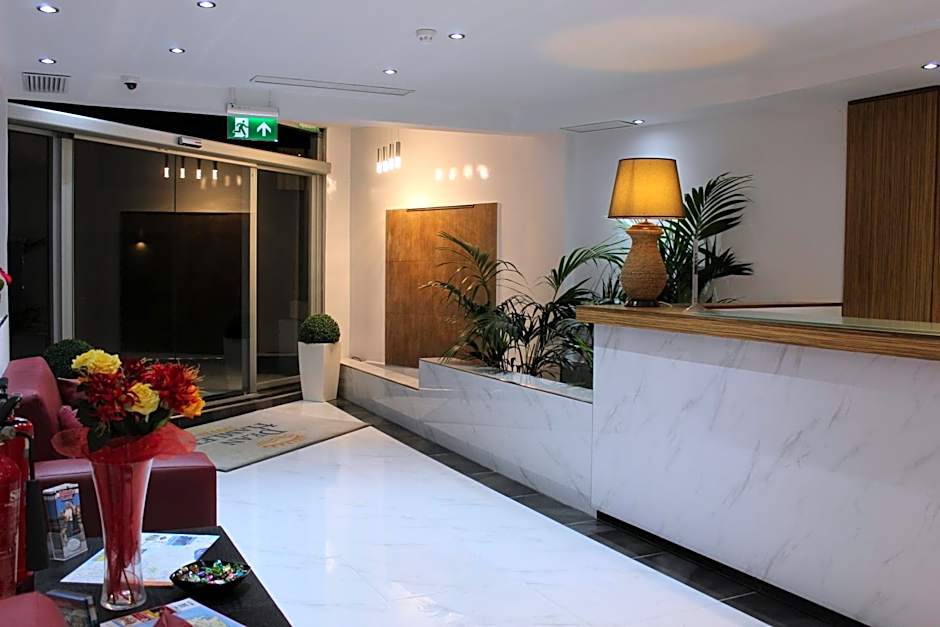 Dean Hamlet Hotel