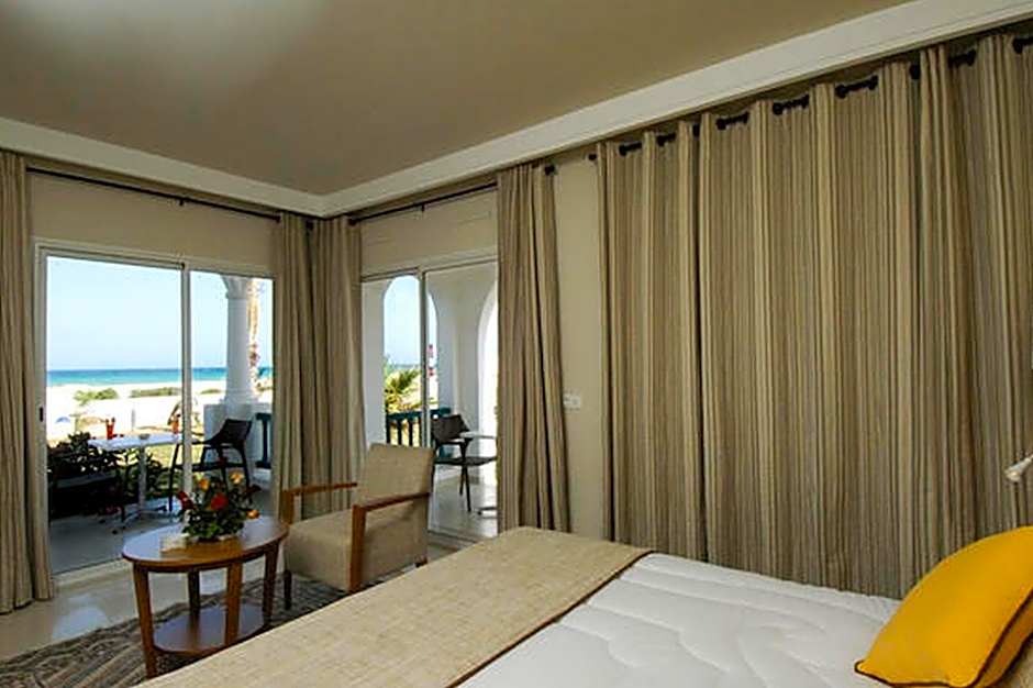 Vincci Helios Beach