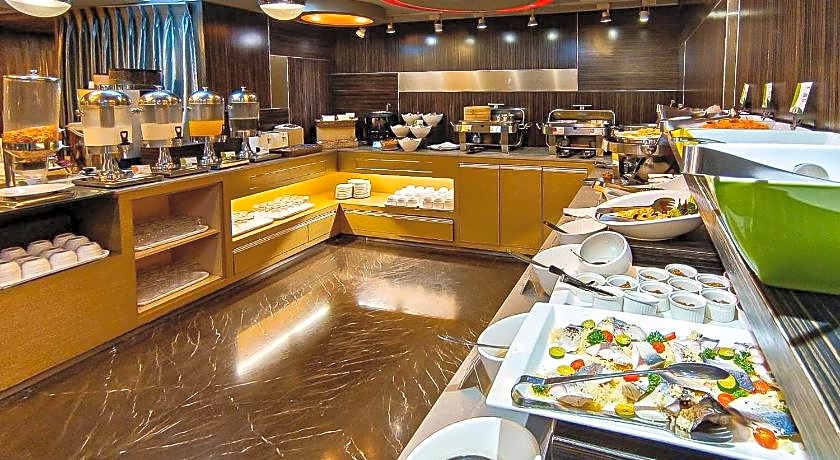 Taichung Fengjia In One City Inn