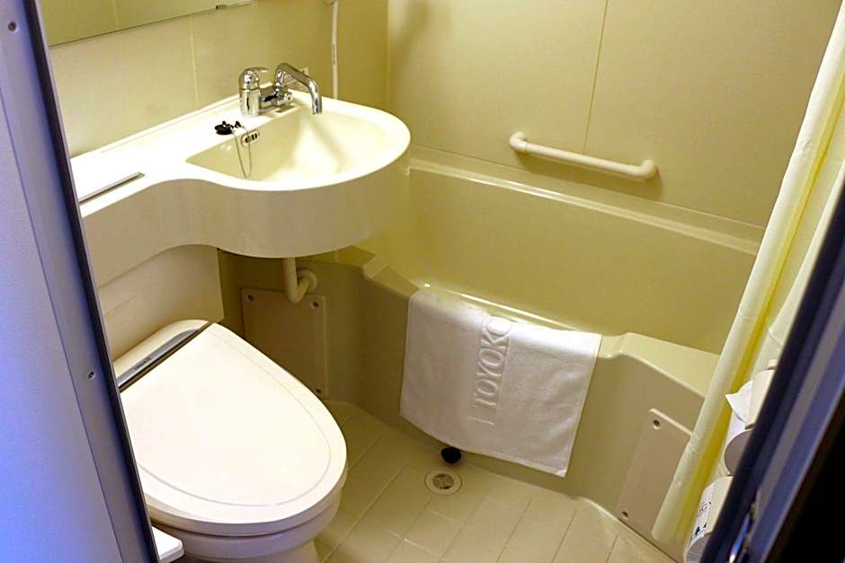 Toyoko Inn Aioi-Eki Shinkansen-Guchi