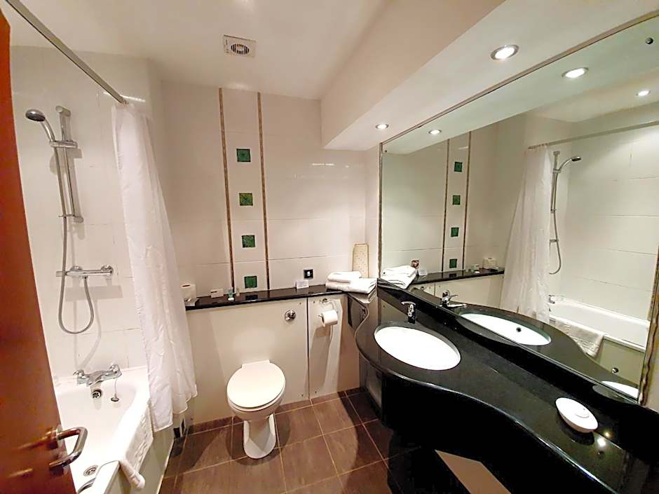 Towers Hotel & Spa