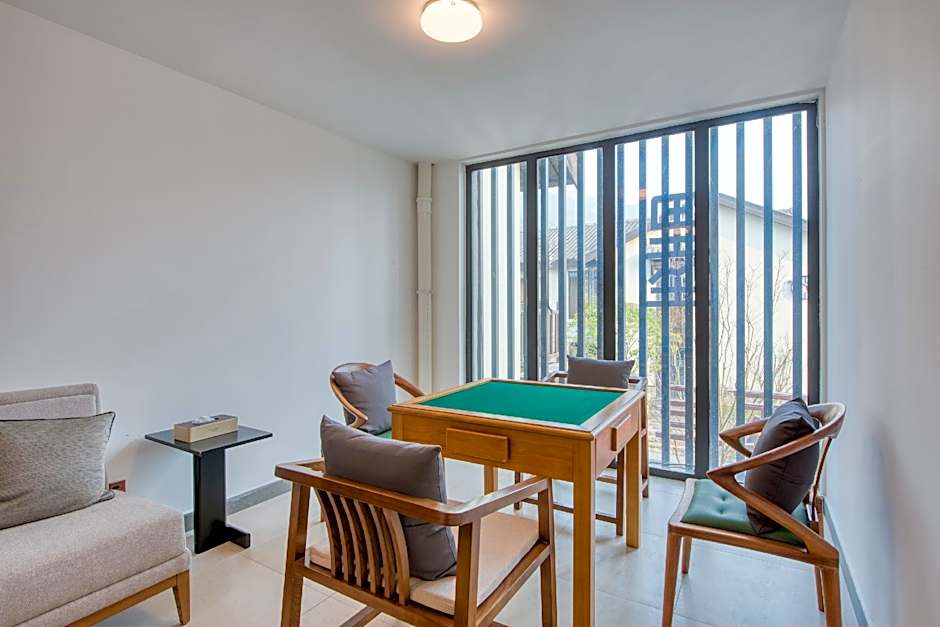 Rezen Retreat Jiuhuashan Scenic Area