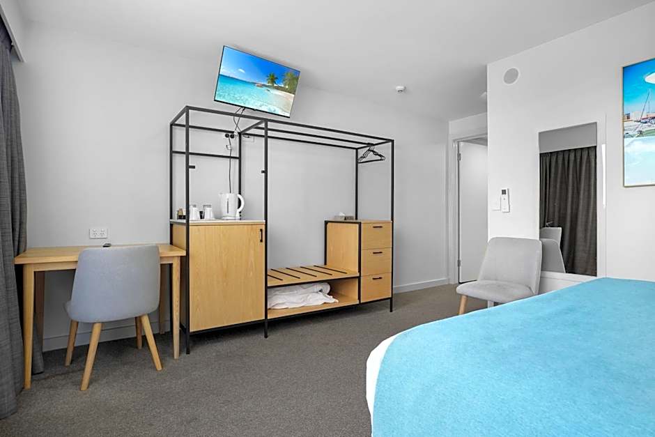 Gladstone Reef Hotel Motel