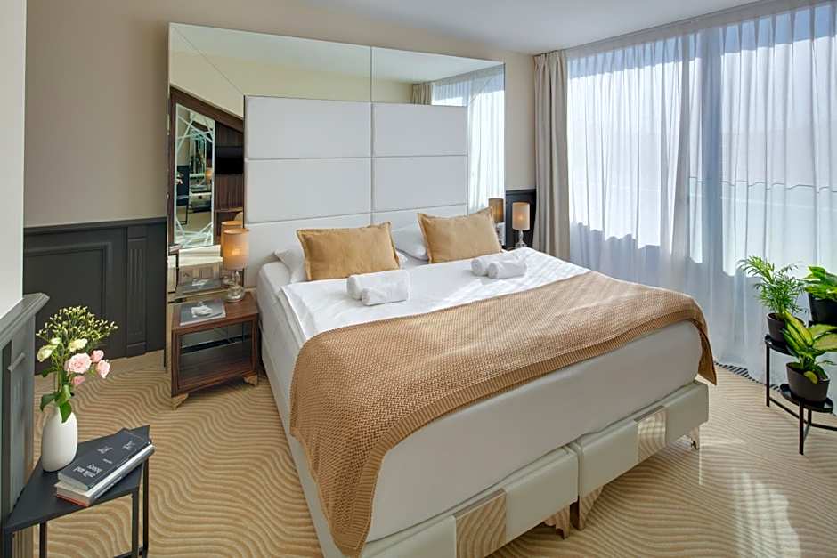 Wenceslas Hotel & Apartments