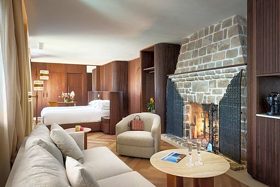 Presidential Suite — 8 fotoğraftan 1. fotoğraf