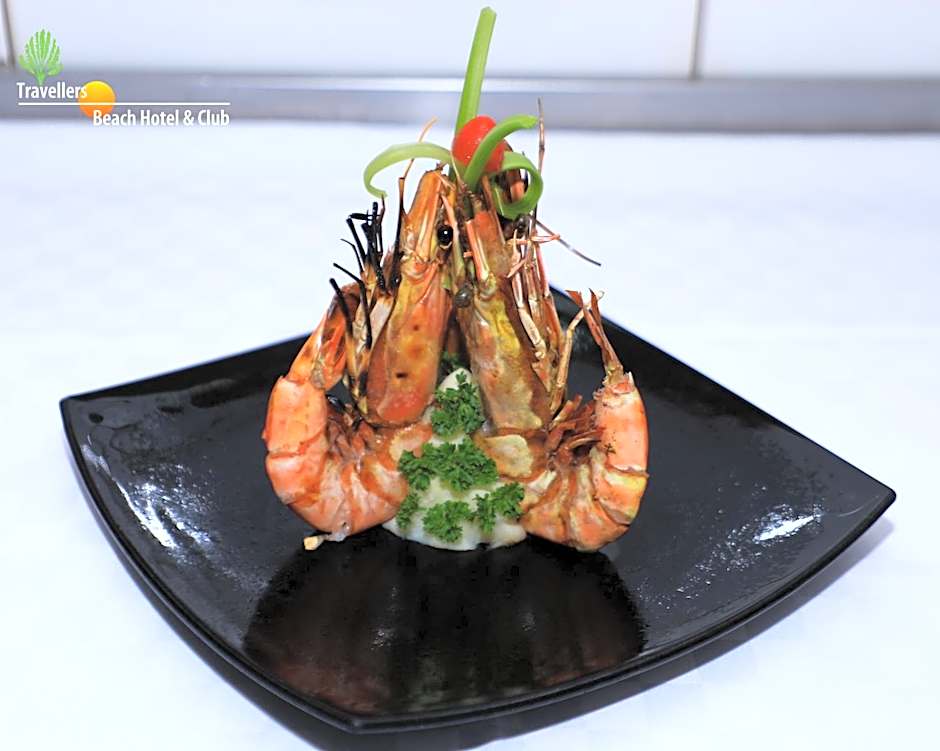 Travellers Beach Hotel & SPA