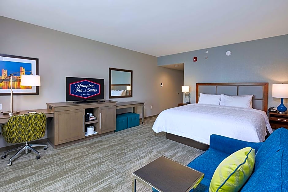 Hampton Inn By Hilton & Suites Sacramento at CSUS