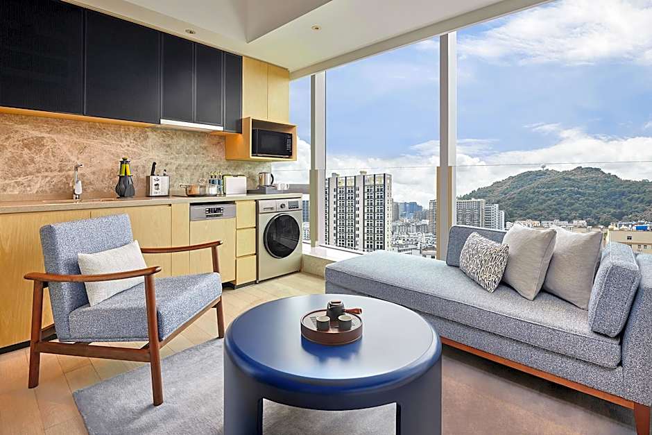 DoubleTree by Hilton Shenzhen Airport Residences
