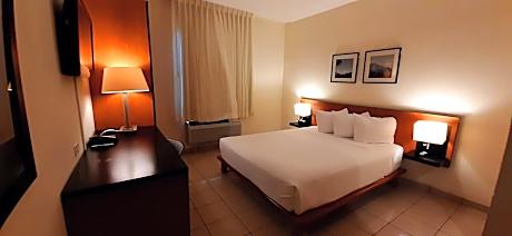 Queen Room - Non-Smoking