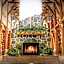 Log Hotel The Maple Lodge