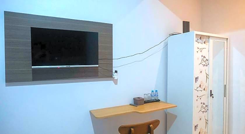 RedDoorz Syariah near UNIMUS Semarang