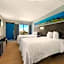 Red Roof PLUS & Suites Virginia Beach - Seaside
