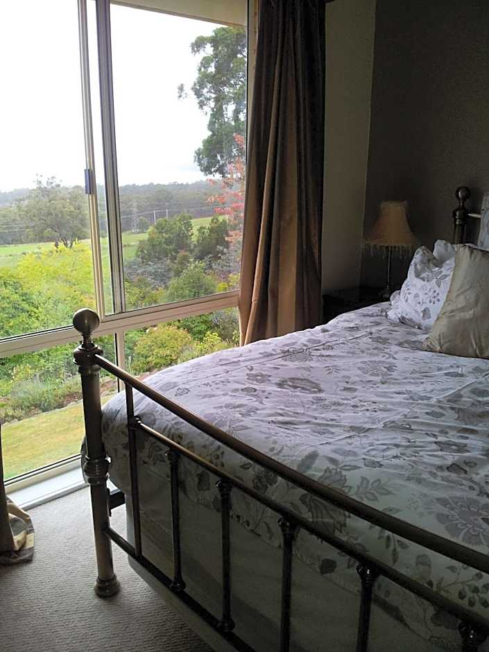 Waterview Gardens B&B