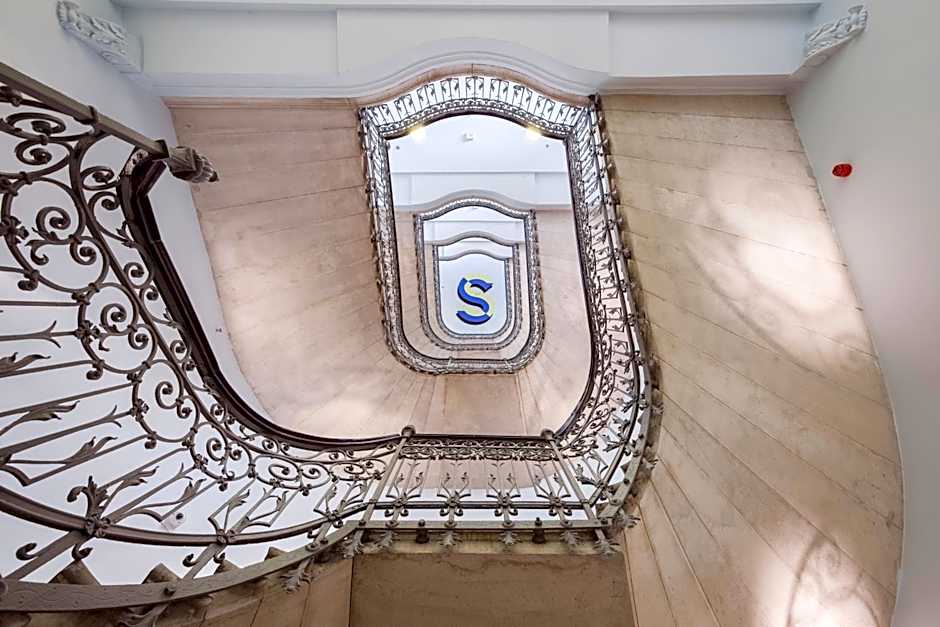 Maverick Athenaeum