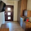 Anassa Deluxe Apartments & Studios