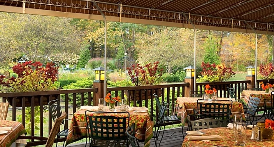 Settlers Inn
