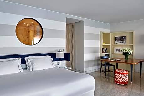Loft Suite with Sea View