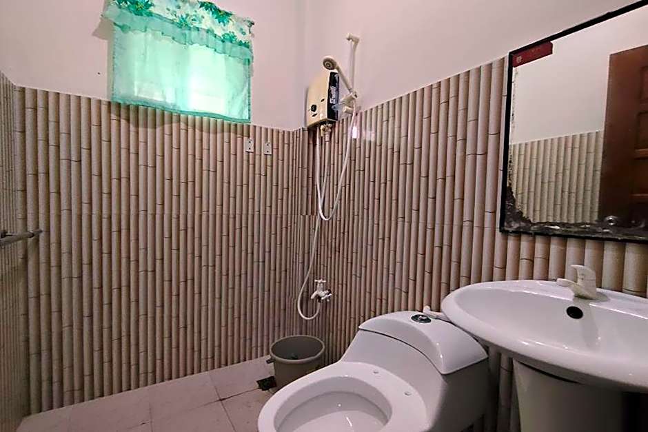 RBR Hotel and Restaurant near Hundred Islands