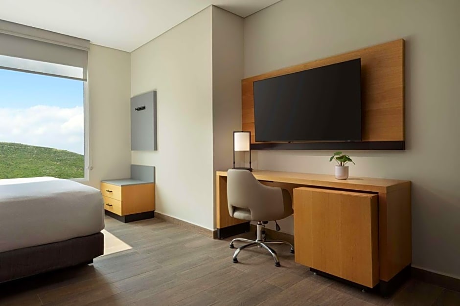 Hyatt Place Monterrey Valle