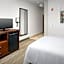Holiday Inn Express Boston North-Woburn By IHG