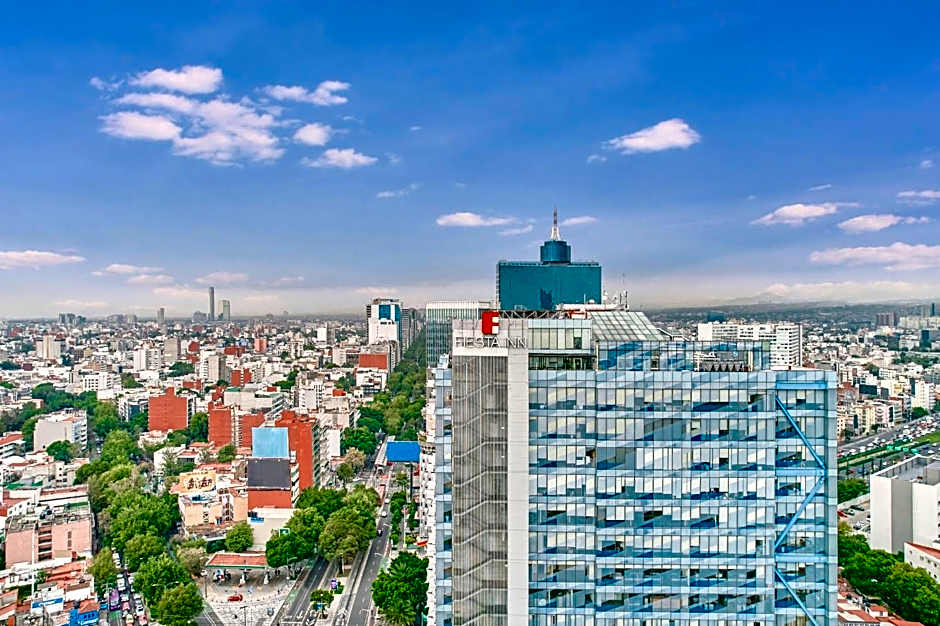 Photo 1 of 63 of Fiesta Inn Insurgentes Viaducto
