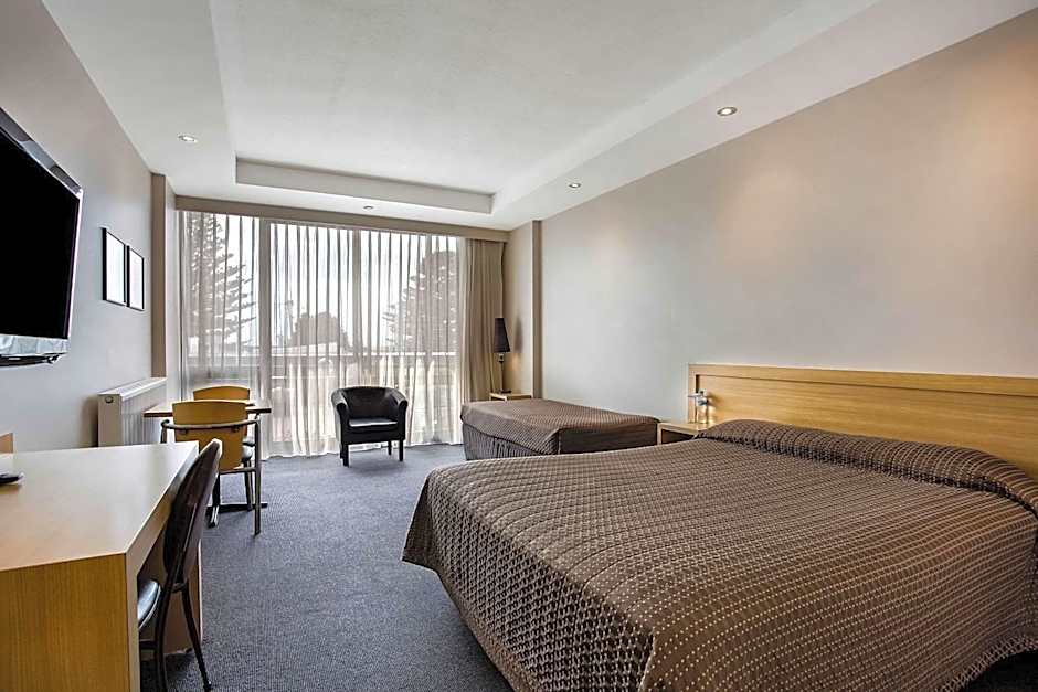 Richmond Henty Hotel