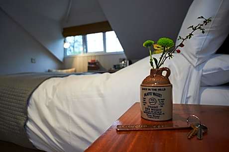 Deluxe Double Room with Bath