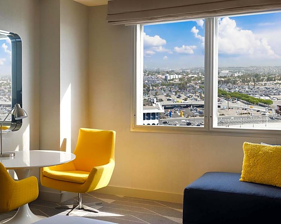 Hyatt Regency Los Angeles International Airport