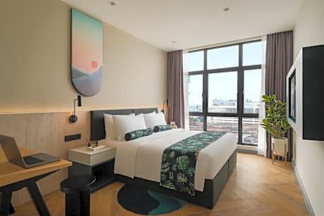 One Bedroom Premier King