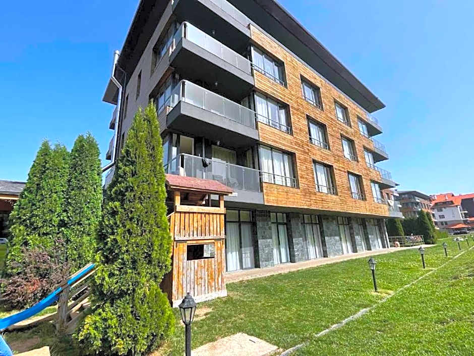 Charming comfortable apartment at Cornelia Deluxe Residence with free pool and SPA