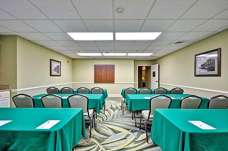 Hampton Inn By Hilton And Suites Charleston/Mt. Pleasant-Isle Of Palms