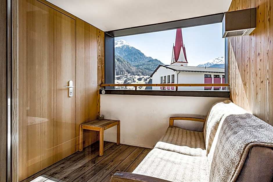 Hotel Alpina Sölden - Adults Only