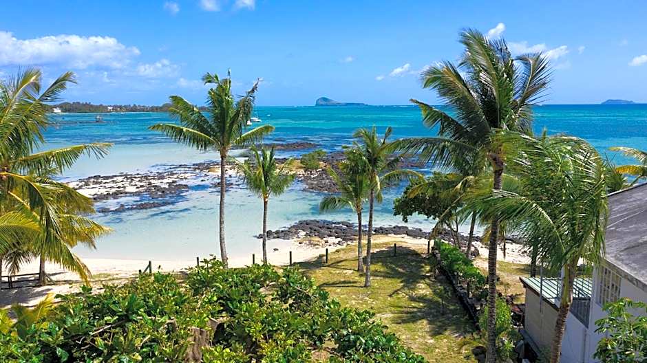 Quaint 3 BDR Beach Bungalow in a fishing village