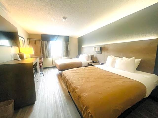 Quality Inn & Suites Ankeny-Des Moines