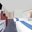Microtel Inn & Suites by Wyndham Broken Bow