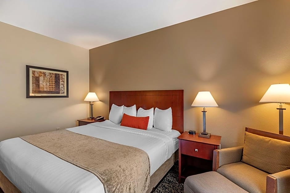 Best Western Plus Louisville Inn And Suites