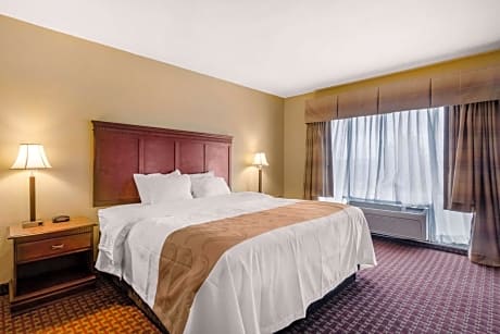 King Room - Accessible/Non-Smoking