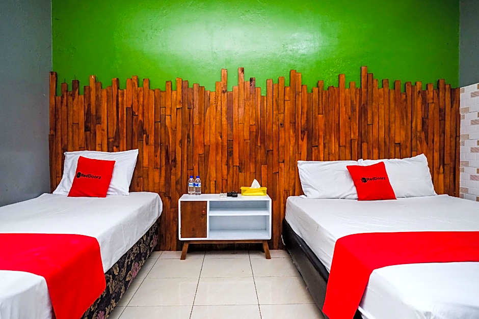 RedDoorz Syariah @ Colomadu 2