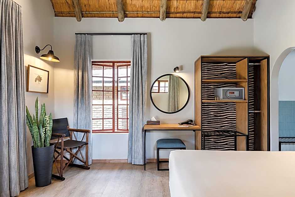 Hippo Hollow Country Estate