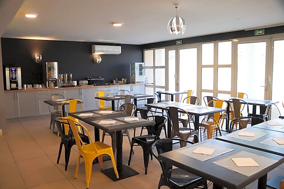 Comfort Aparthotel Six-Fours