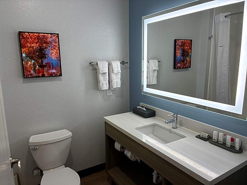 La Quinta Inn & Suites by Wyndham Macon West