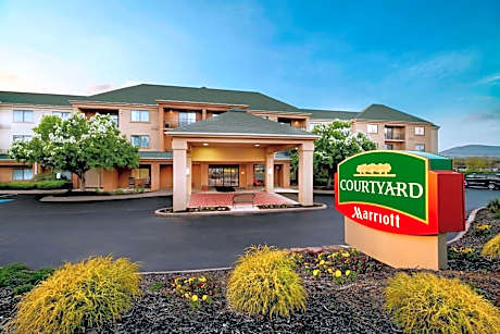 Courtyard by Marriott State College