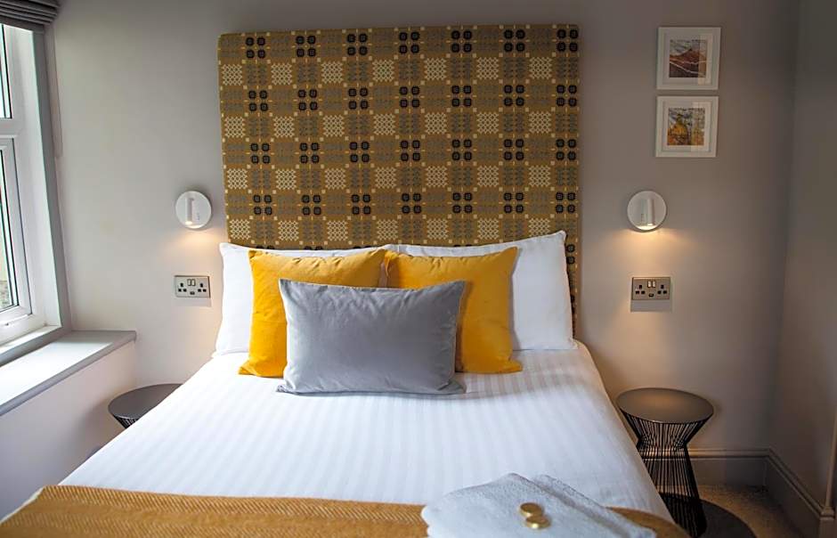 Mary's Court Guest House - Mairlys