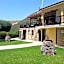 Pelekanos Apartments