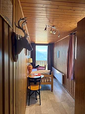 Single Room with Private Bathroom