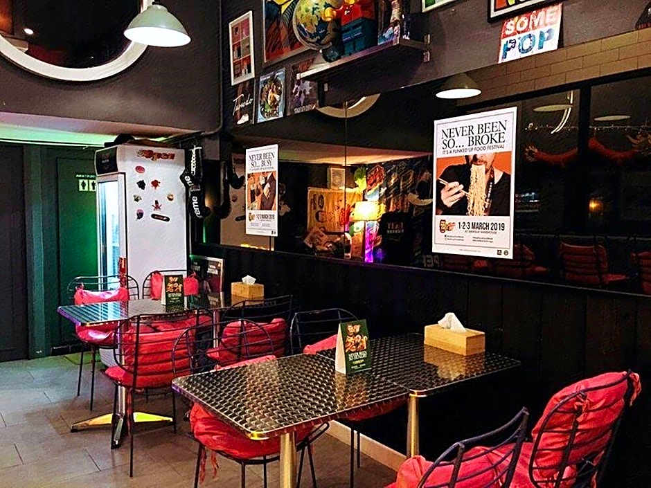 Four Sisters Homestay