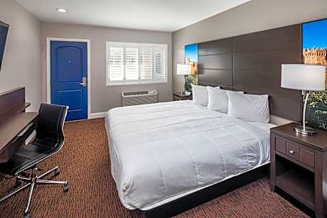 King Room - Non-Smoking