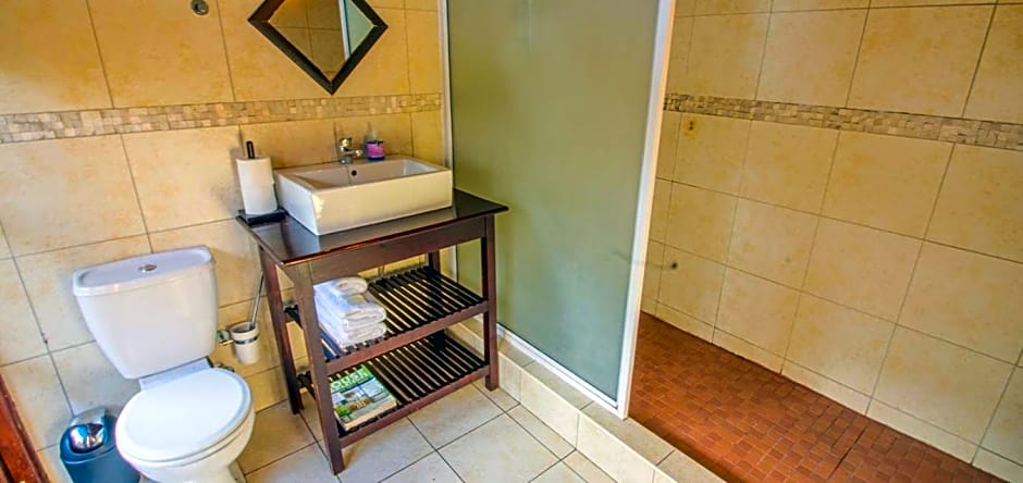 Charlie's Spot - The Gardens