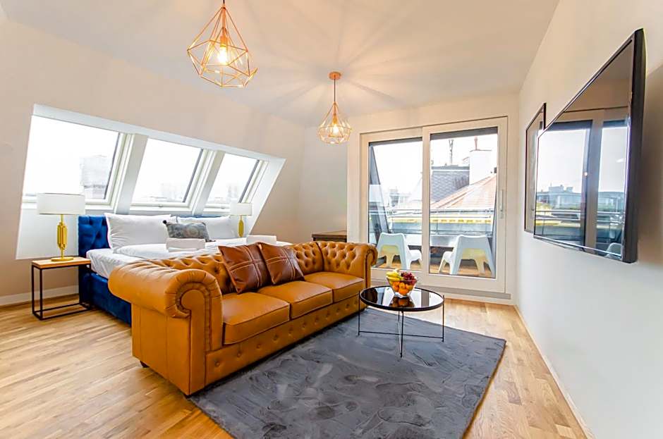 Grand Quarters City Residence