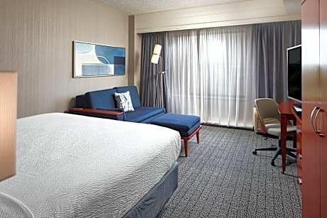 King Room with Sofa Bed